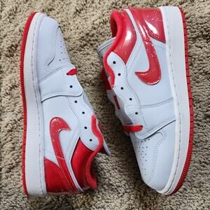 Air Jordan 1 Low SE GS Football Grey University Brand New Sz 6Y